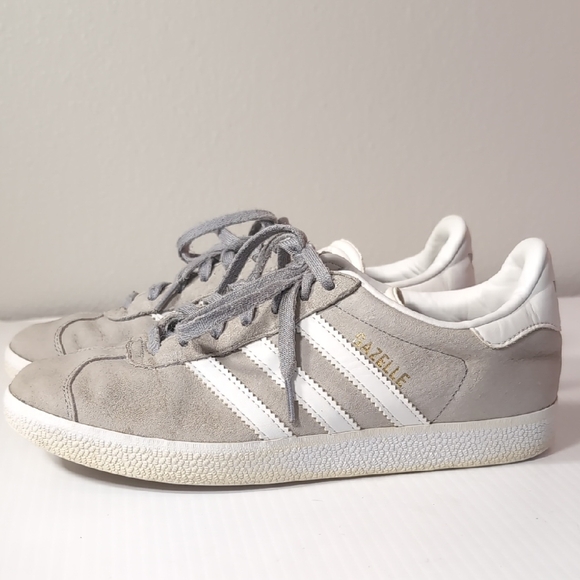 Adidas Women's Gazelle Sneakers in Gray and White Size 7 - Picture 3 of 11